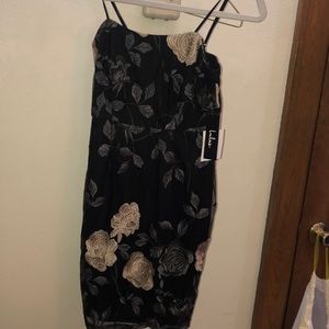 Lulus women’s mini floral dress, Size S